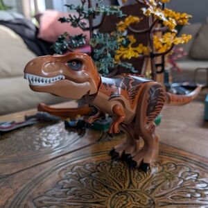 Lego T-rex